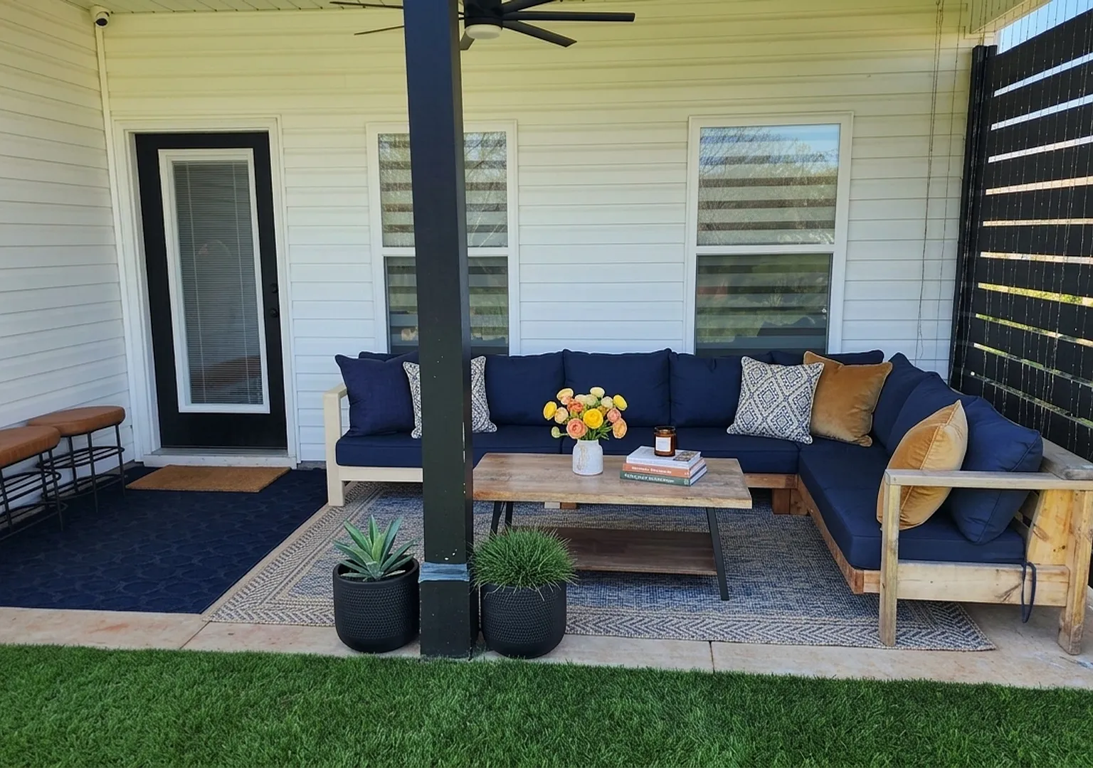 Beautifully maintained home — Photo 4