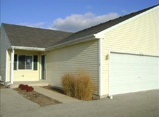 458 Timber Dr, Harvard, IL 60033