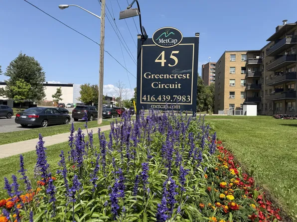 45 Greencrest Cir, Toronto, ON M1G 1B9