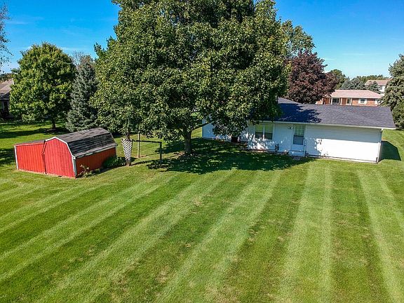 3rd image of 304 Andover Dr