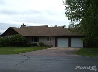 1409 Ridge Rd, Mitchell, SD 57301