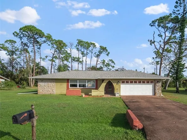 2333 Dover Ave, Fort Myers, FL 33907