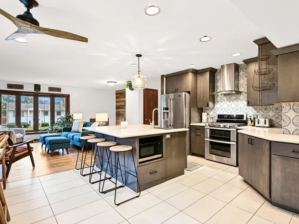 357 North Kendrick AVENUE, Burlington, WI 53105