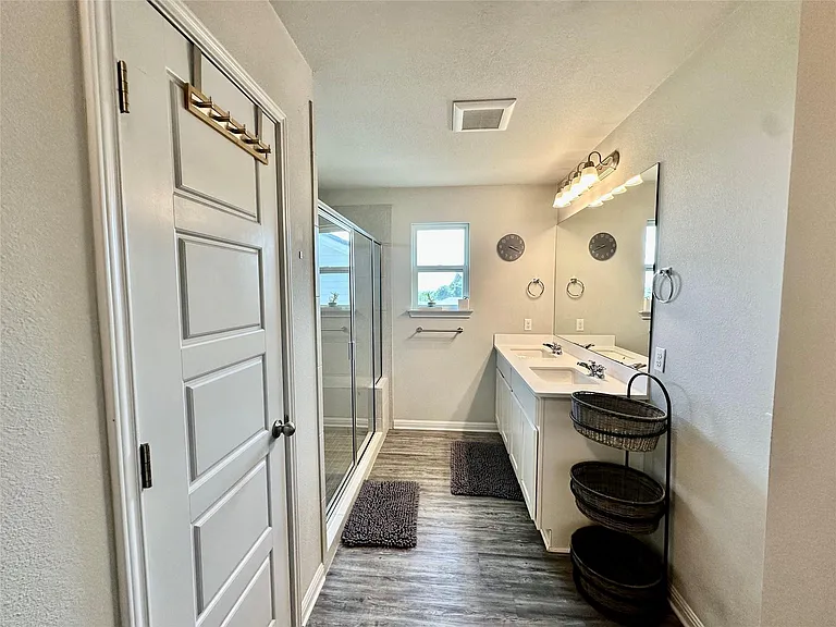10005 Dalliance Ln — Photo 14