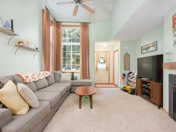 13624 Partridge Cir NW, Andover, MN 55304