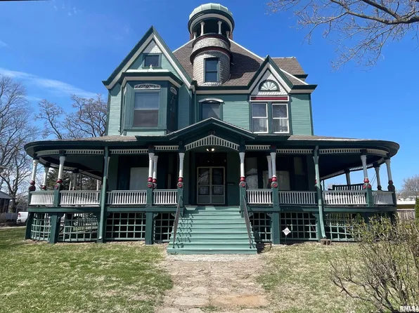 429 W High St, Peoria, IL 61606