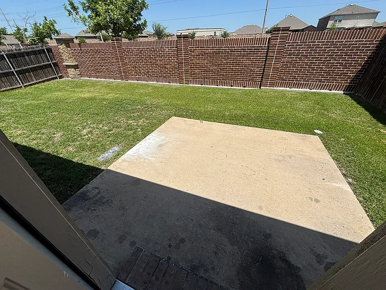 912 Platinum Dr — Photo 19