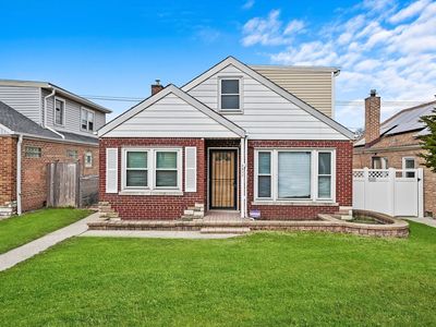 5630 S Mayfield Ave, Chicago, IL, 60638