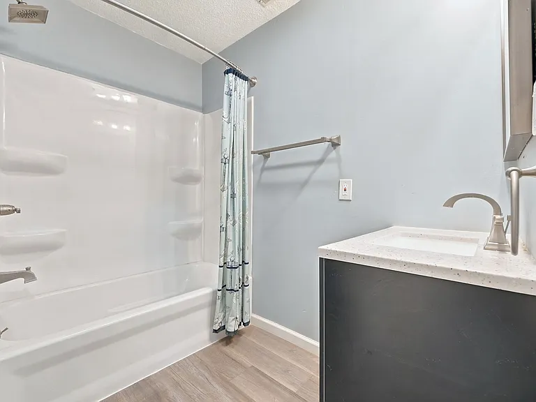 3960 E Bellefontaine Rd #4 — Photo 11