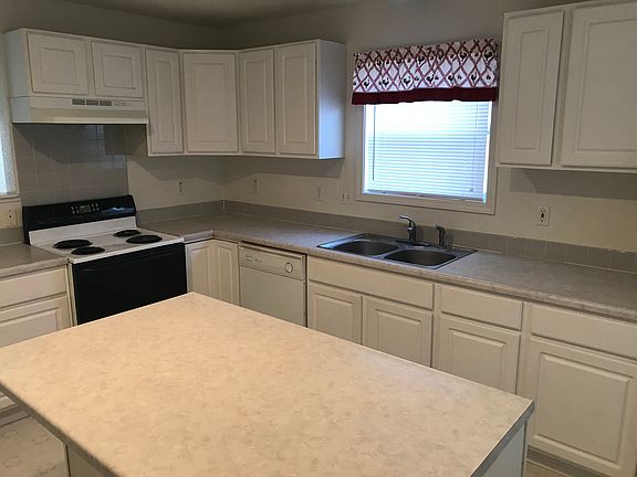 4400 Rawhide #133-Kitchen 1_06052018