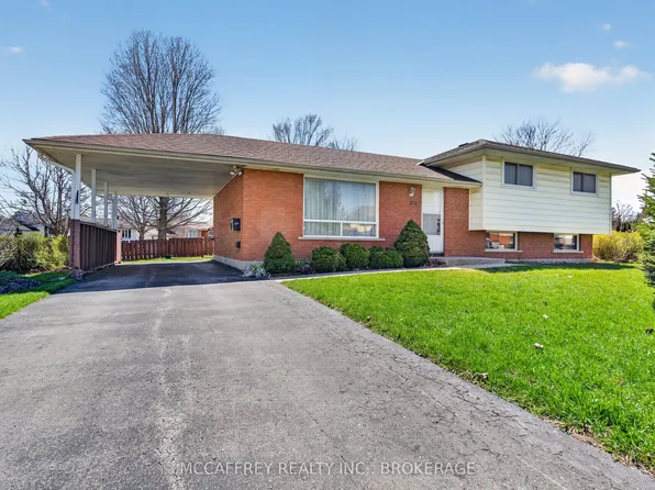212 King St, Greater Napanee, ON K7R 1B7