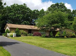 22 Briar Hill Rd, Norwich, CT 06360