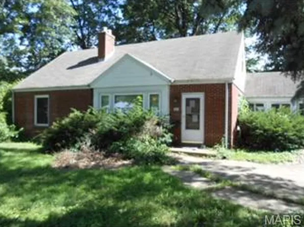1412 Trampe Ave, Saint Louis, MO 63138