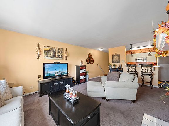 3rd image of 778 N Gary Ave Unit 214