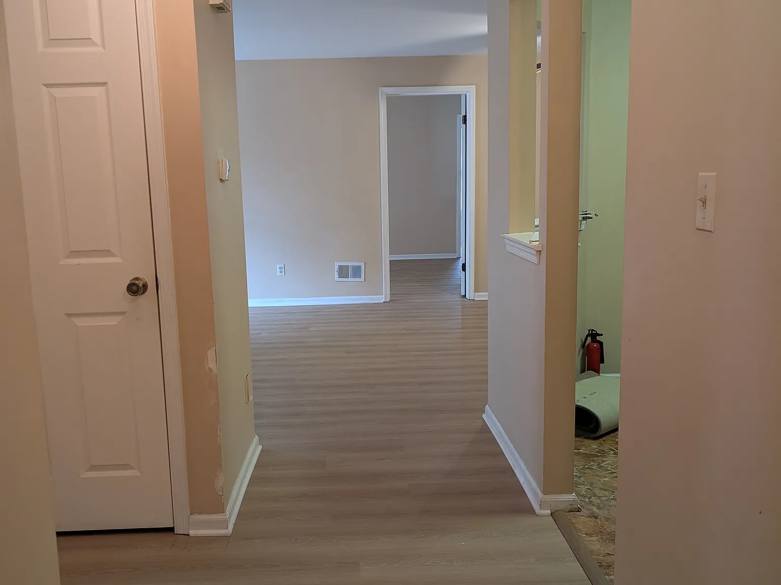 2 bed, 1198 sqft, $2,300 — Photo 3