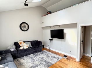 153 Oaklawn Ave, Stamford, CT 06905