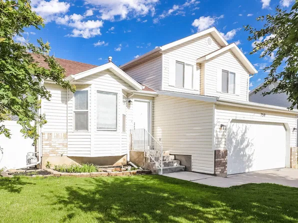 759 White Pine Dr, Tooele, UT 84074