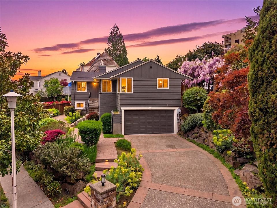 1st image of 4565 E Laurel Drive NE