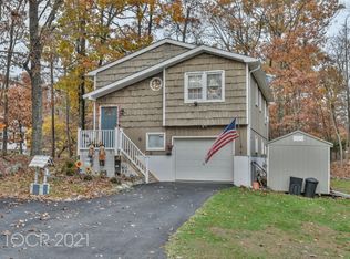 74 Appleseed Rd, Vernon, NJ 07461