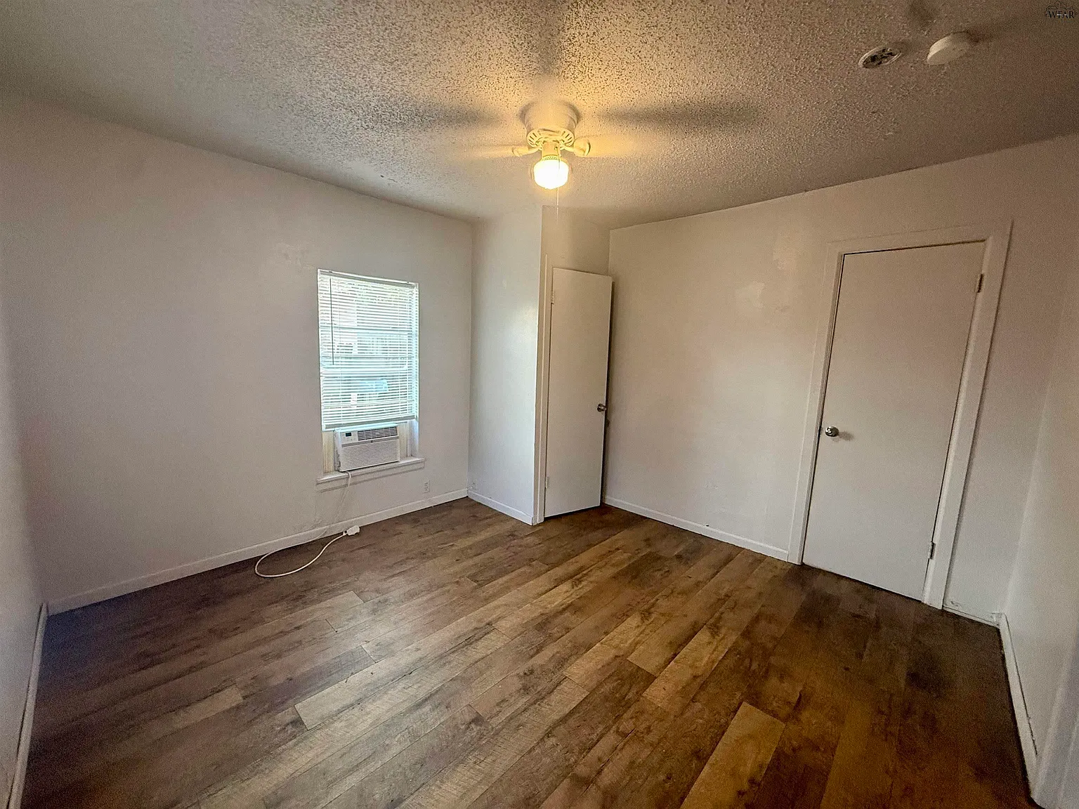 2 bed, 1.0 bath, 888 sqft, $895 — Photo 4