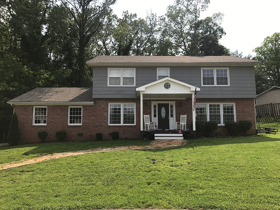 1st image of 7450 Summertown Ct