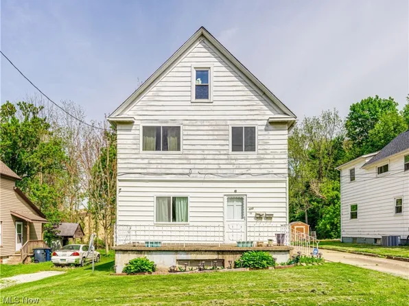 123 Mustill St, Akron, OH 44304