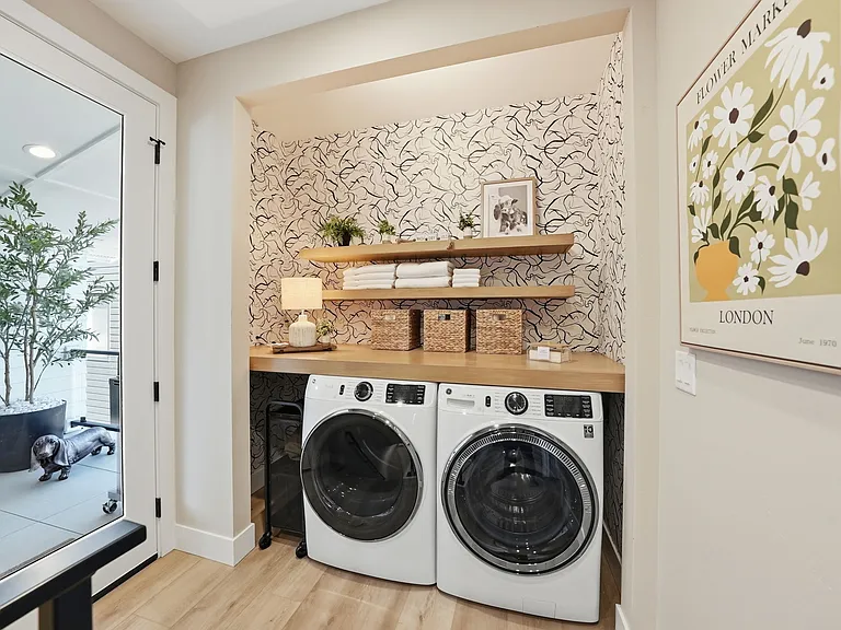 330 NE Quimby Ave #2 — Photo 18