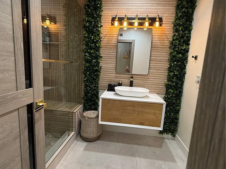17608 Orna Dr — Photo 18