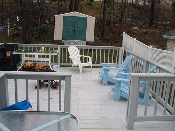 DECK AREA