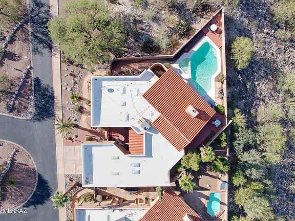 2nd image of 4241 N Camino De Carrillo