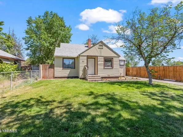 811 S 8th Ave, Yakima, WA 98902