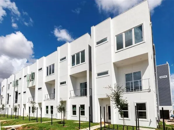 2105 Engelmohr St #F, Houston, TX 77054