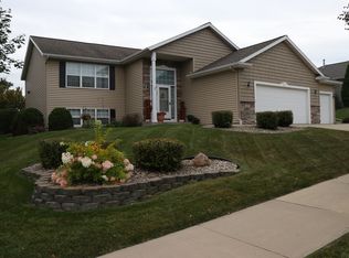 4506 5th St NW, Rochester, MN 55901