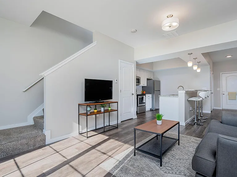 Demorest Townhomes — Photo 7