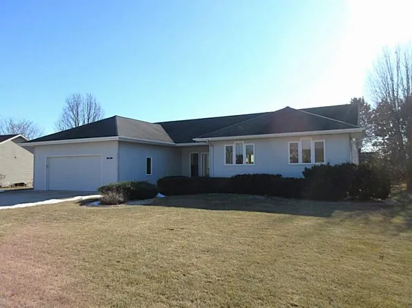 1611 Sandstone LANE, Howards Grove, WI 53083