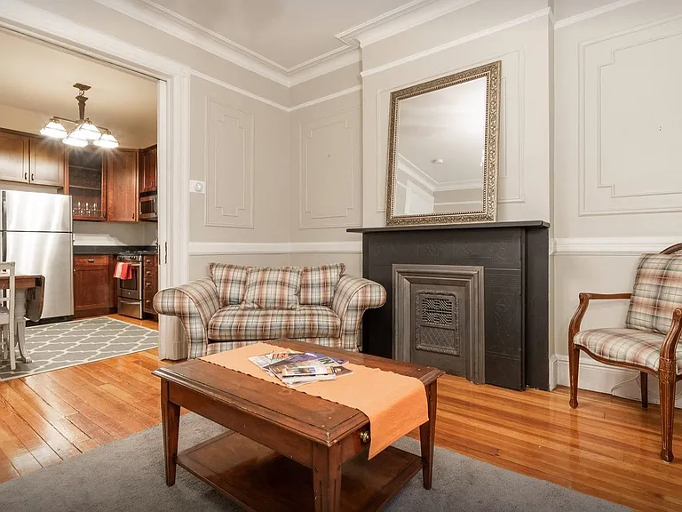1009 Willow Ave #4L — Photo 5