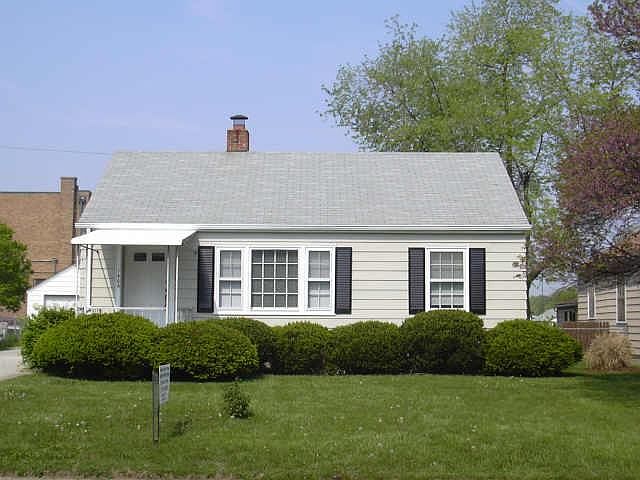 1st image of 1404 N Wallace Ave