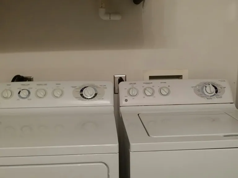 3000 Vanderbilt Pl #231 — Photo 23