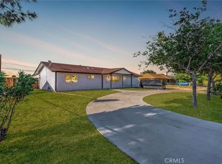 20988 Quileute Rd, Apple Valley, CA 92308