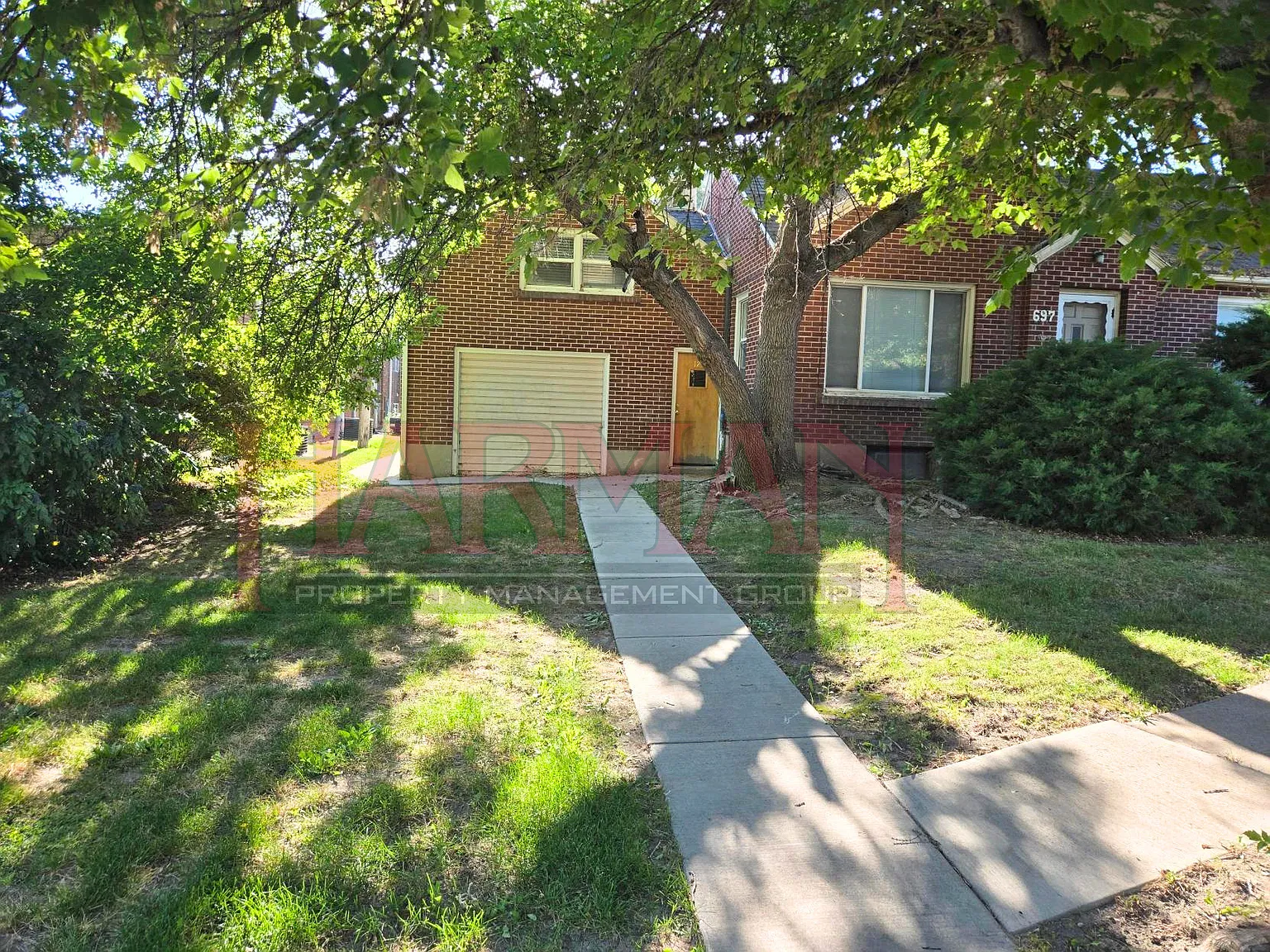 Sterling Court - 12 — Photo 1