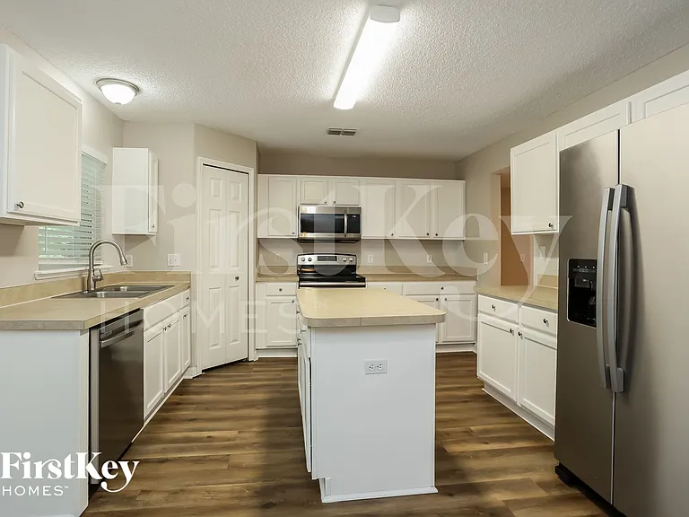3500 Hickory Landing Ct — Photo 8