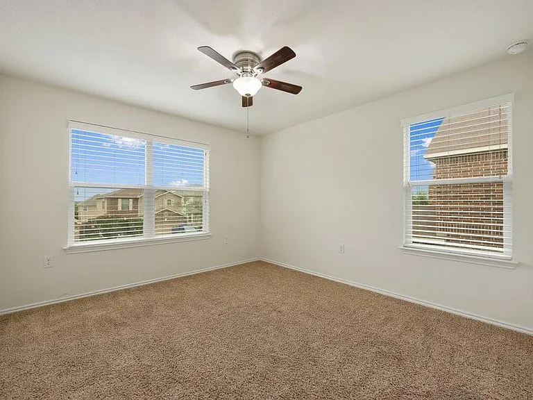 10909 Helms Deep Dr — Photo 22