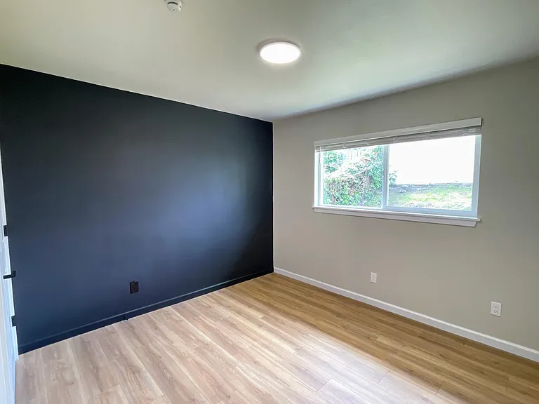 9617 12th Ave SW — Photo 7