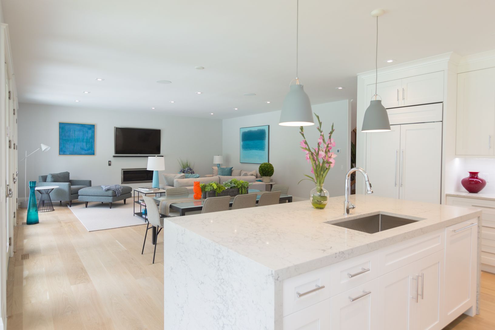  Living/Dining/Kitchen