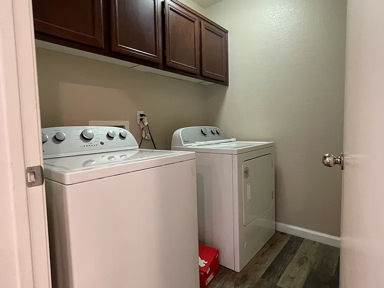 642 W Brewer Rd #23 — Photo 8