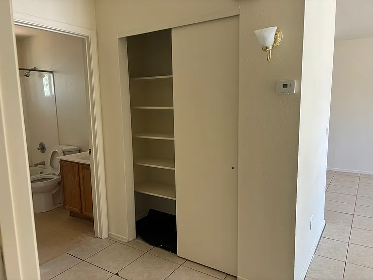 4224 E Lee St #2 — Photo 7