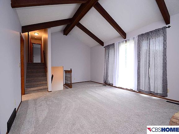 3rd image of 2916 Leawood Dr