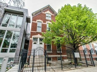 1820 W Superior St APT 1R, Chicago, IL 60622