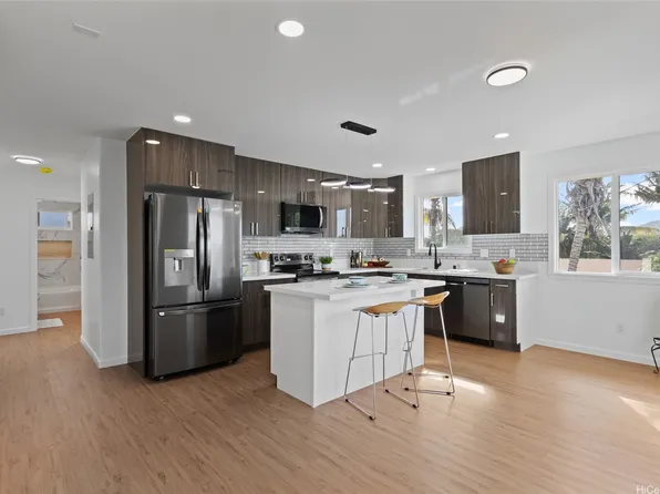 87-102 Kulaaupuni St #2, Waianae, HI 96792
