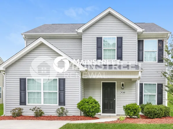 3019 Desmond Woods Dr, Greensboro, NC 27405